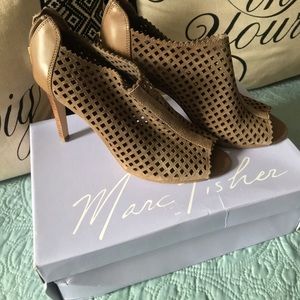 Marc Fisher Peddle Pee Toe Heels